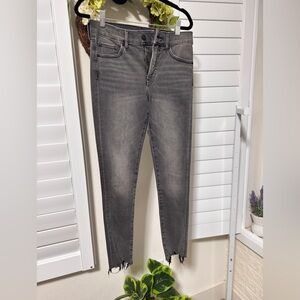 Express Frayed Hem Women's Jeans in Charcoal